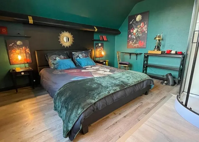 Les Nuits Victoriennes Bed & Breakfast Saint-Germain-du-Corbeis